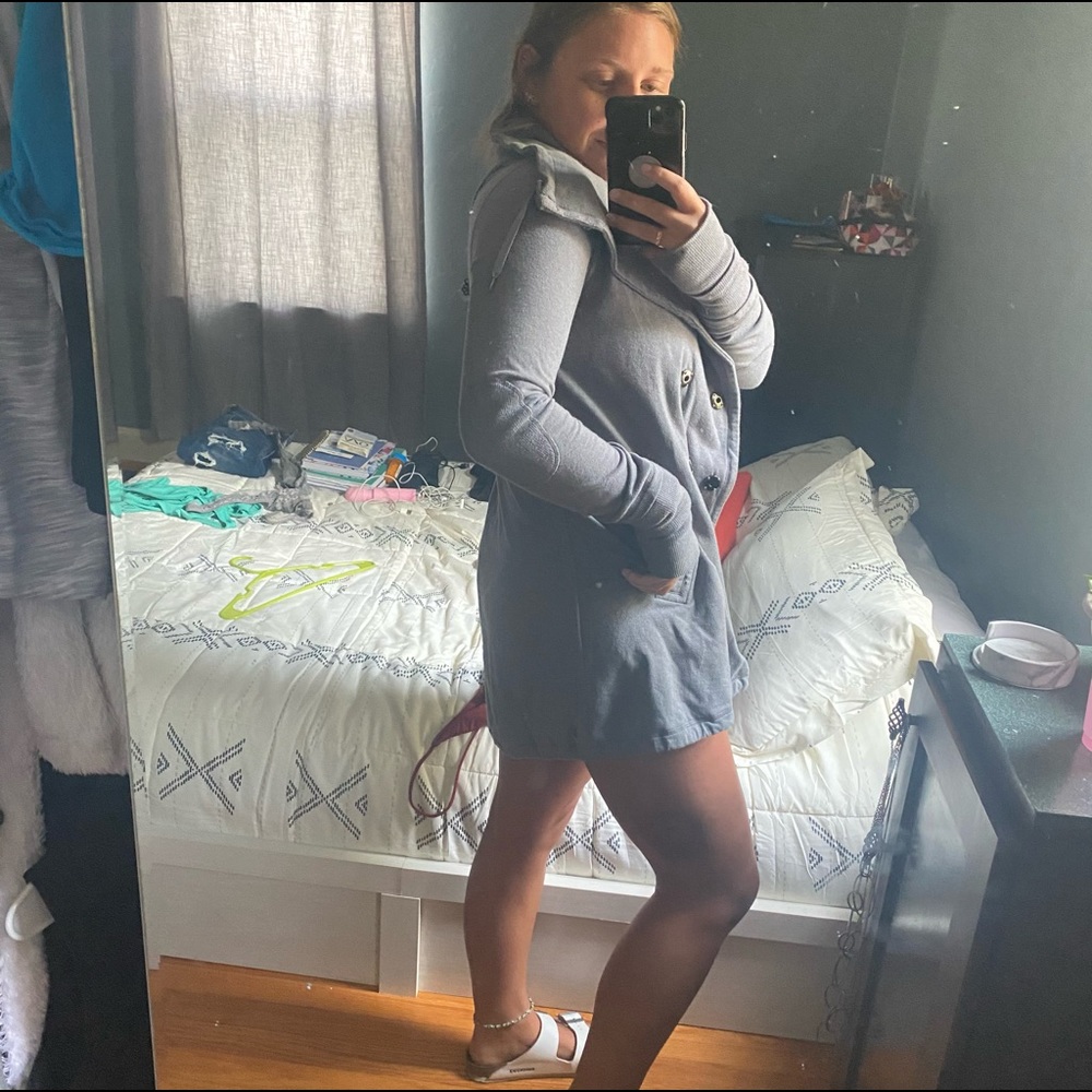 Lululemon Jacket - Picture 4 of 6